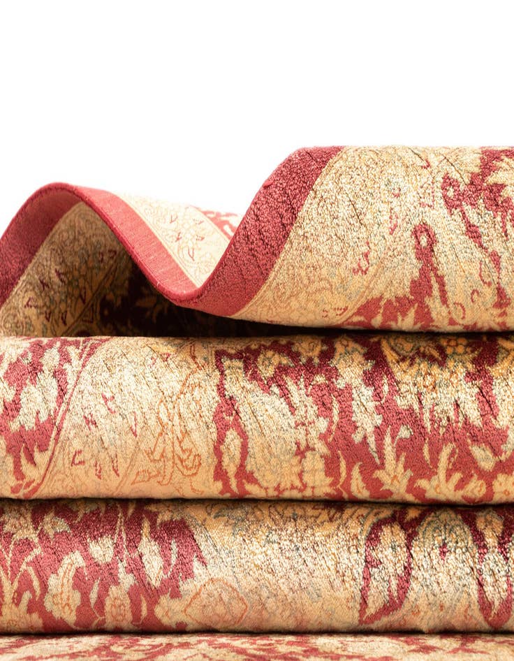 Detail image of 3' 3 x 4' 11 Ghom Silk Rug