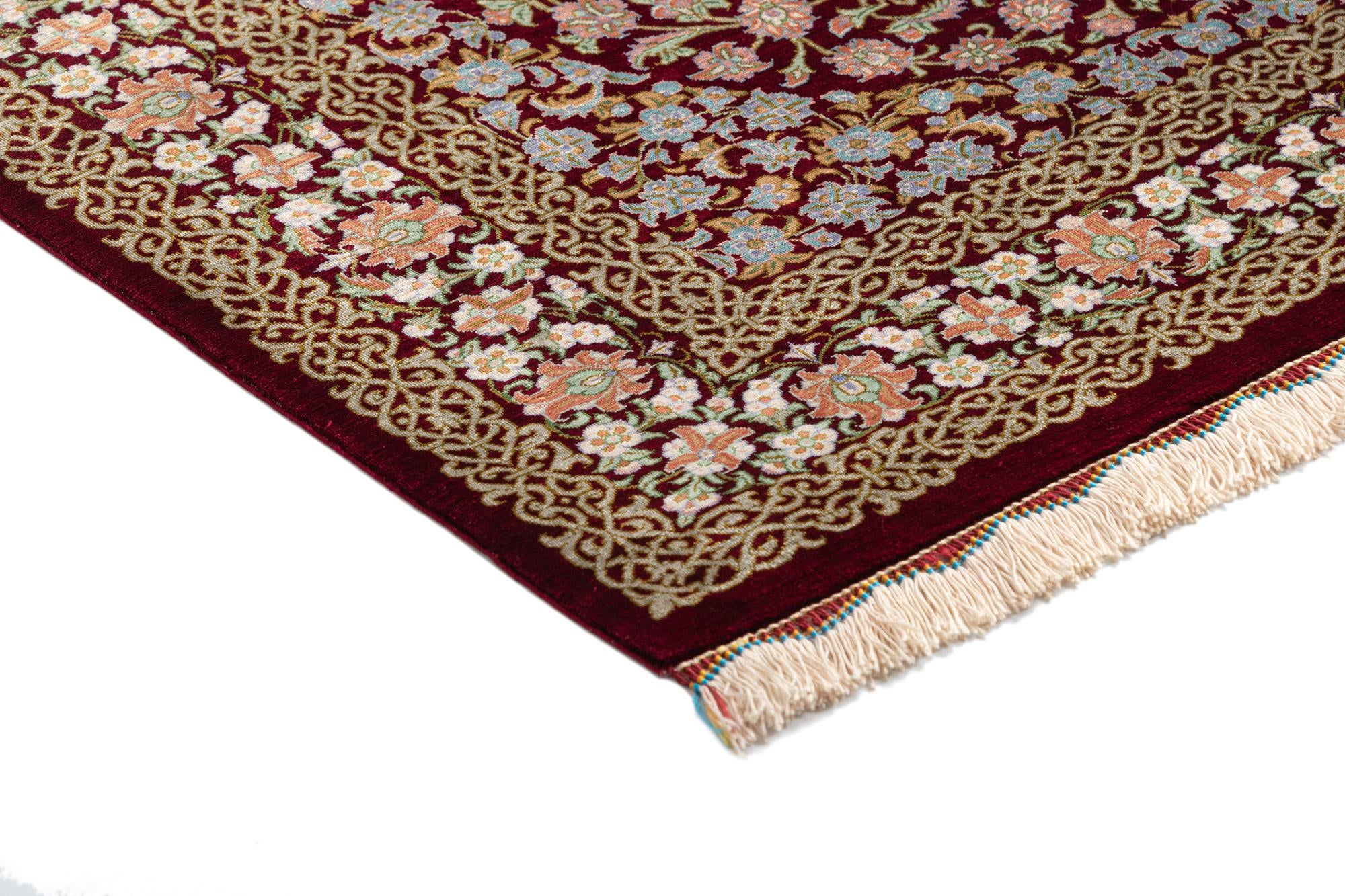 2' 7 x 4' 2 Ghom Silk Rug