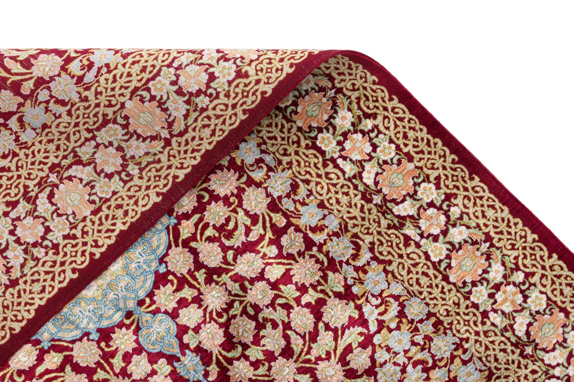2' 7 x 4' 2 Ghom Silk Rug