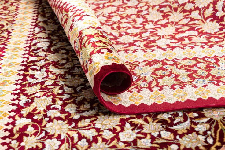 Detail image of 3' 3 x 5' 1 Ghom Silk Rug