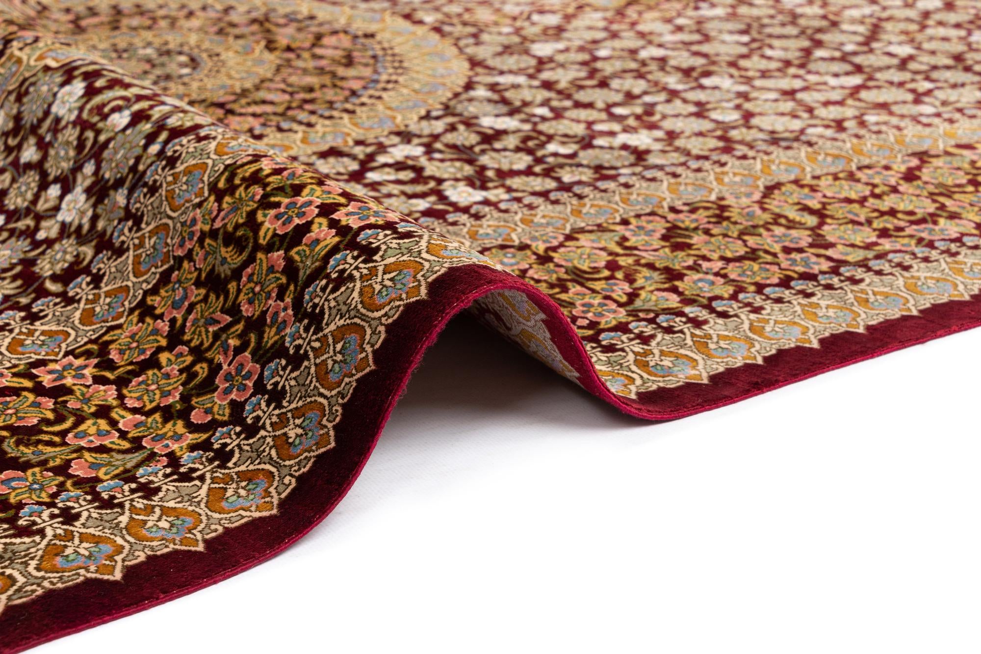 4' 5 x 6' 8 Ghom Silk Rug