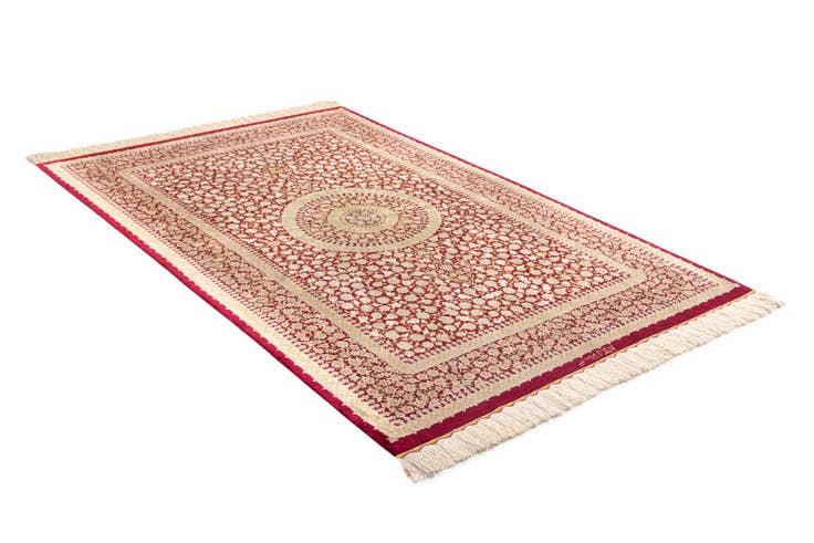 Detail image of 4' 4 x 6' 9 Ghom Silk Rug