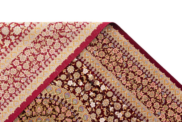 Detail image of 4' 4 x 6' 9 Ghom Silk Rug