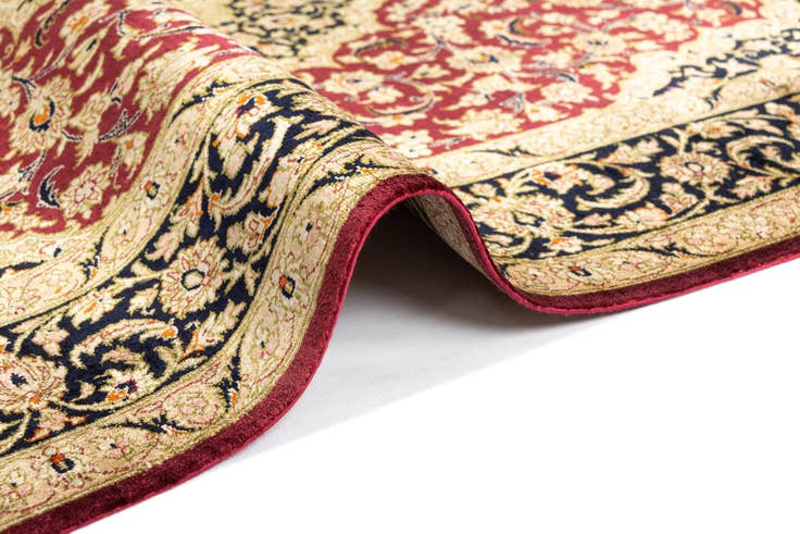 Detail image of 3' 3 x 5' Ghom Silk Rug