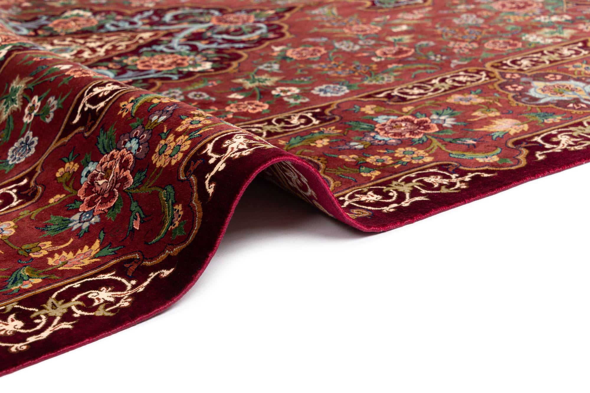 4' 2 x 6' 6 Ghom Silk Rug