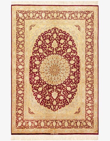 4' 4 x 6' 5 Ghom Silk Rug