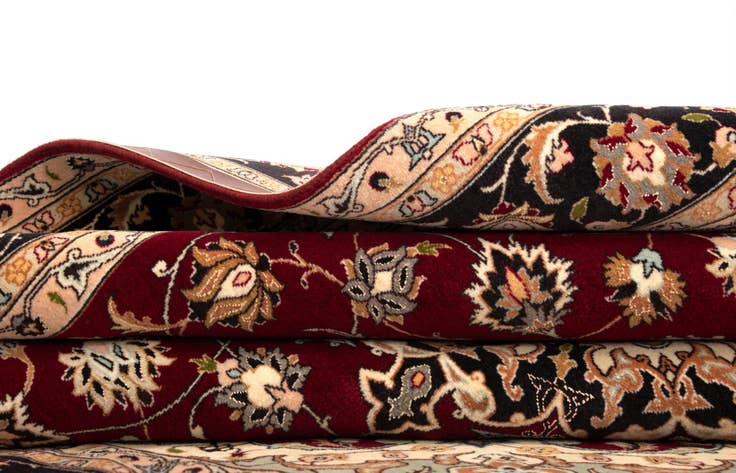 Detail image of 5' 1 x 6' 6 Tabriz Rug