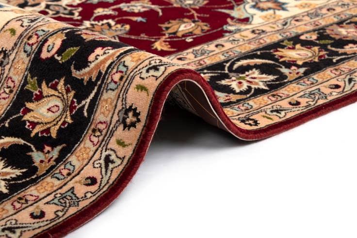 Detail image of 5' 1 x 6' 6 Tabriz Rug