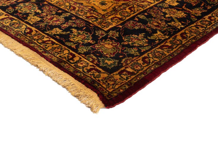 Detail image of 8' 2 x 11' 1 Yazel Wool Rug