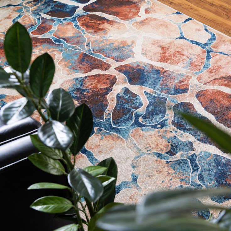 Detail image of 7' x 10' Ethereal Rug