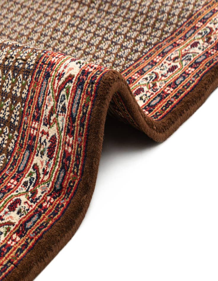 Detail image of 4' x 6' Hand Knotted Mir Wool Rug