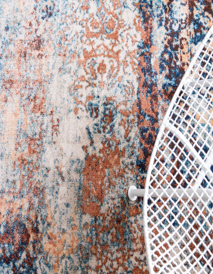 Detail image of 5' x 5' Gossamer Round Rug
