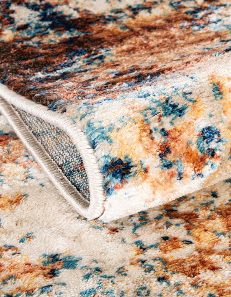 Detail image of 5' x 5' Gossamer Round Rug