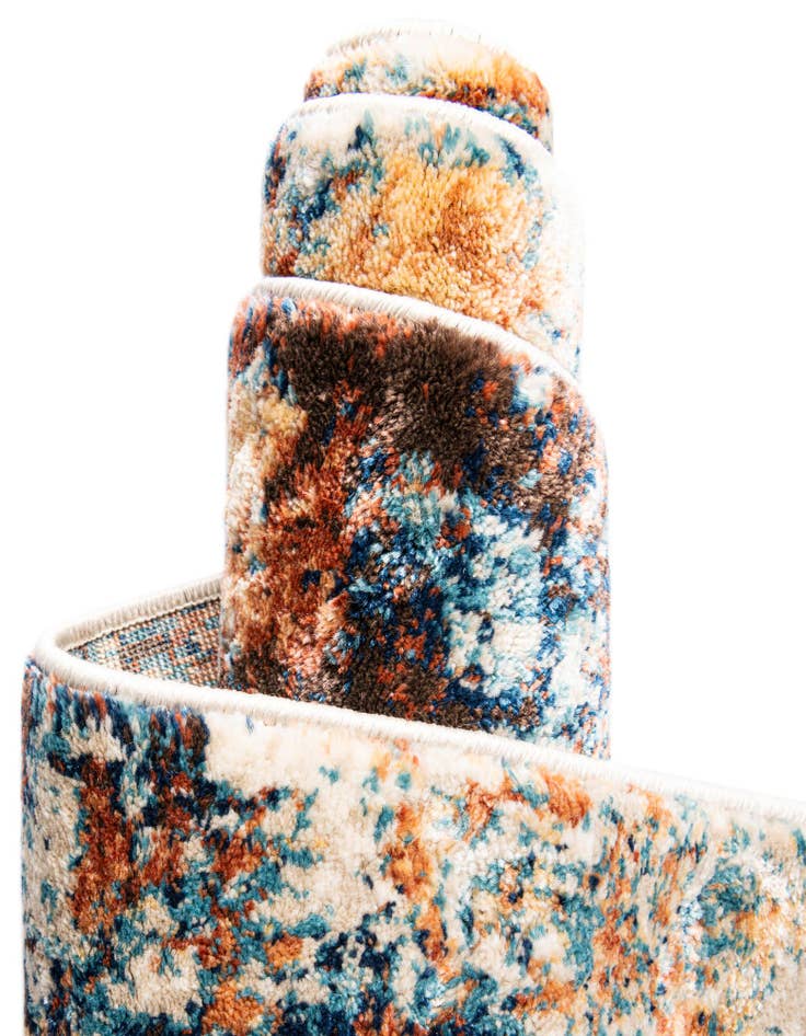 Detail image of 2' x 6' Gossamer Runner Rug