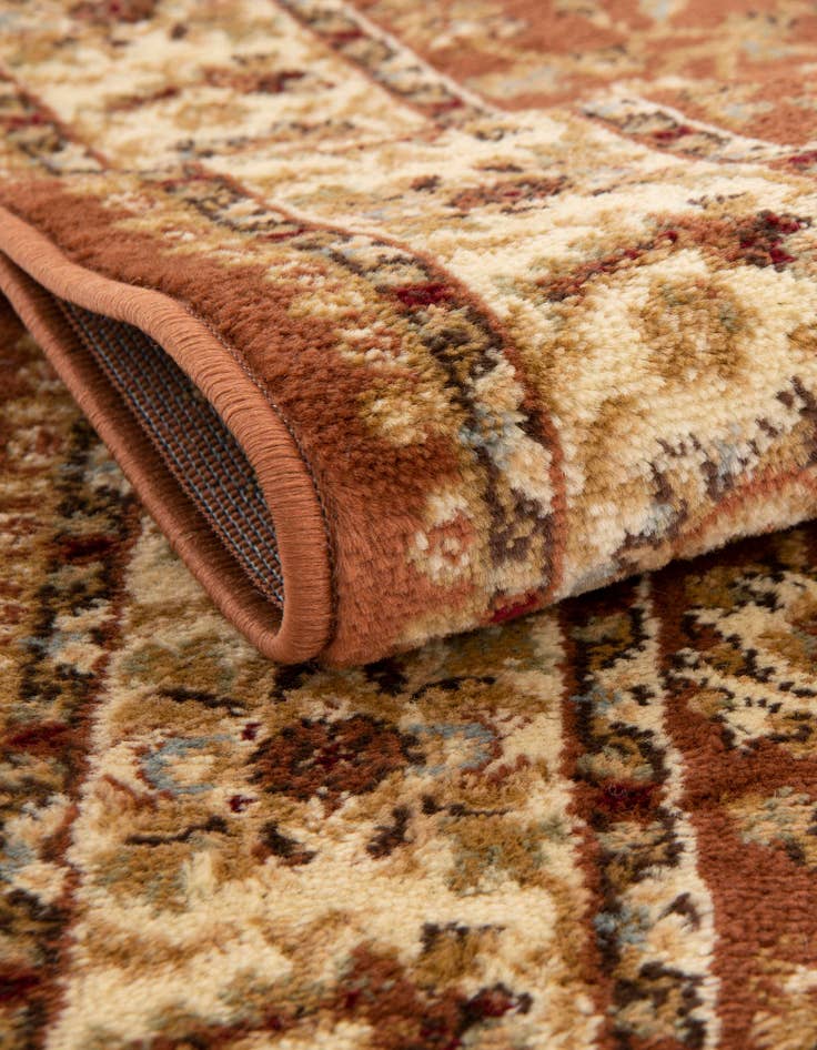 Detail image of 6' x 6' Classic Agra Square Rug