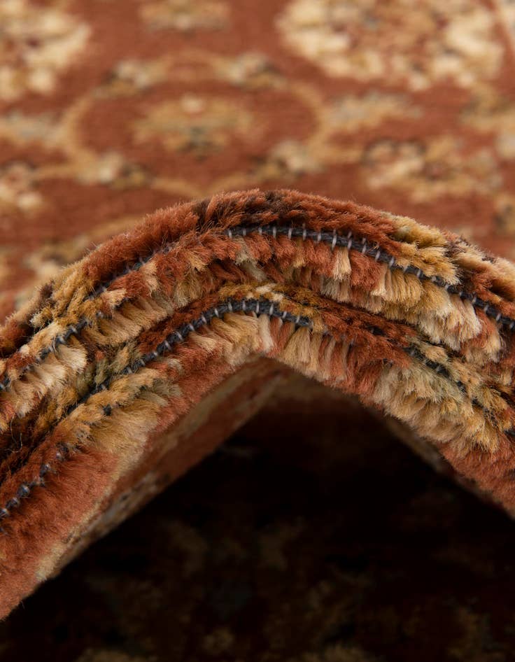 Detail image of 6' x 6' Classic Agra Square Rug