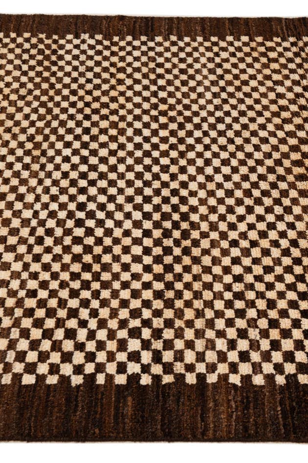 Detail image of 3' 10 x 5' 9 Hand Knotted Darya Wool Rug