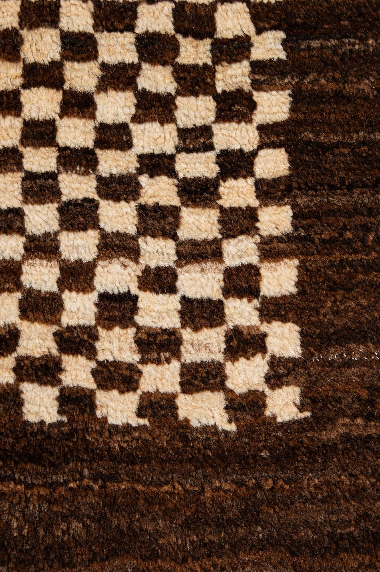 3' 10 x 5' 9 Hand Knotted Darya Wool Rug