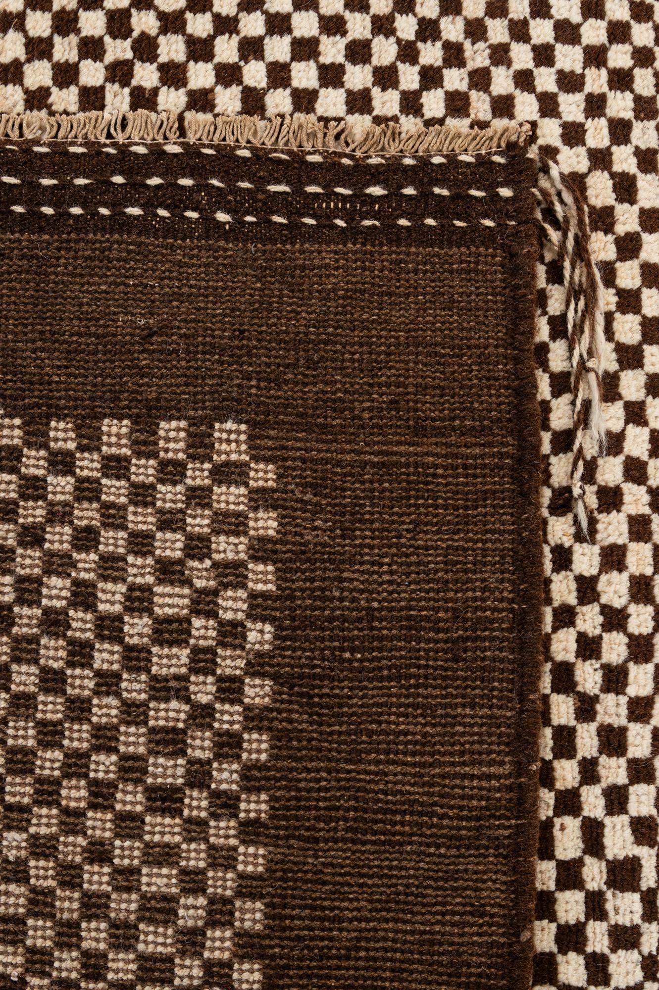 5' 8 x 8' 4 Hand Knotted Darya Wool Rug