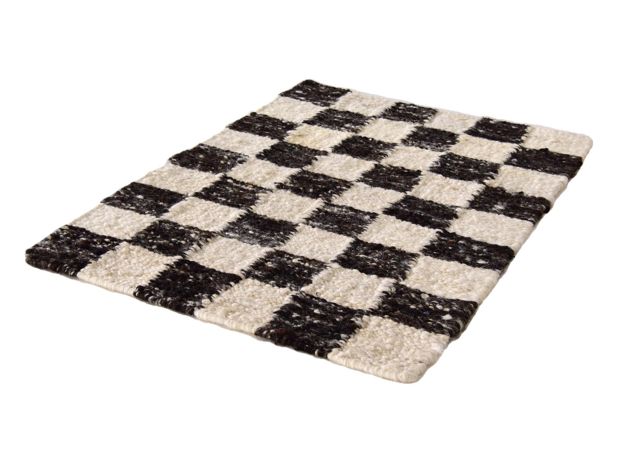 2' 2 x 3' Hand Knotted Moroccan Wool Rug