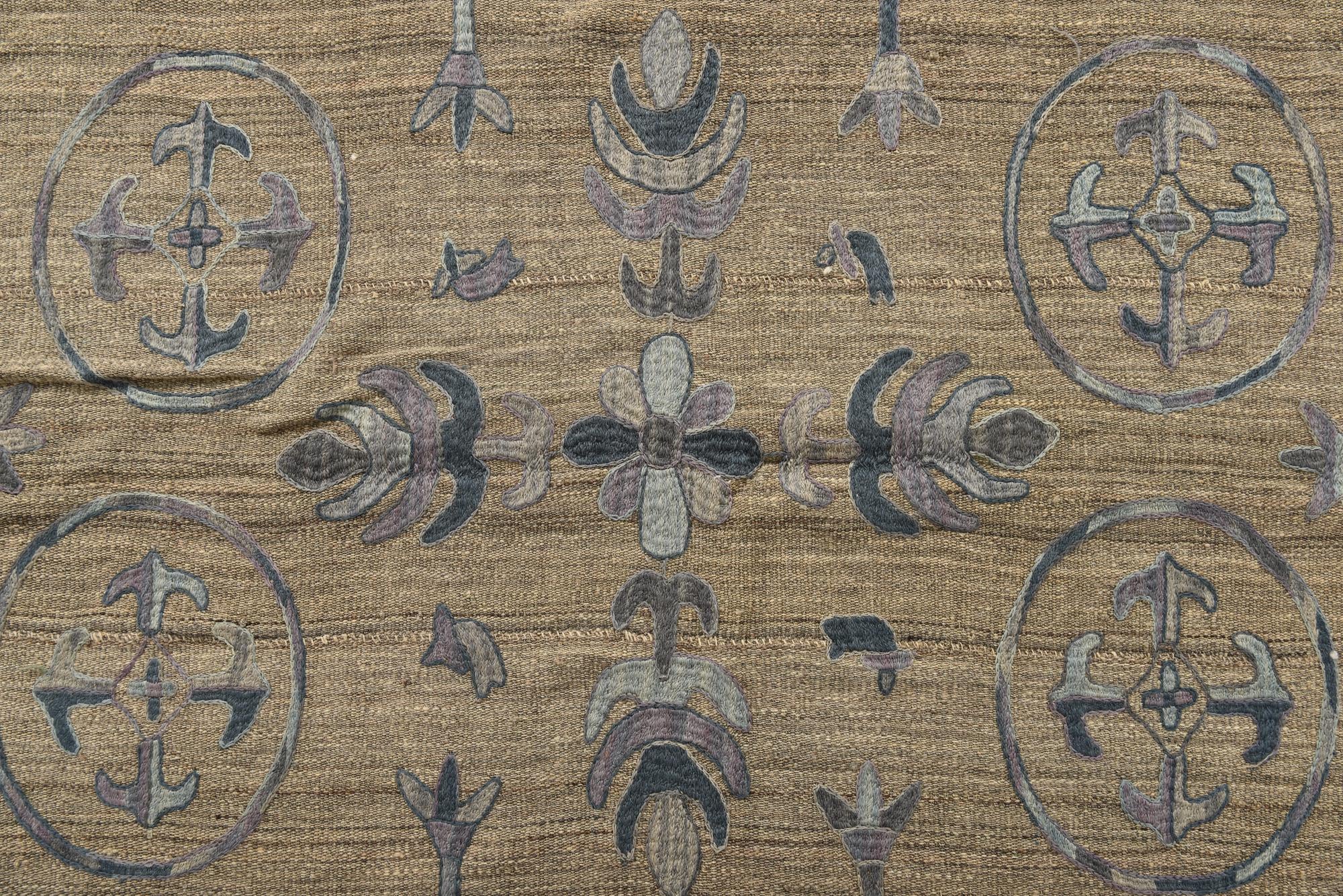 5' 2 x 6' 3 Hand Woven Kilim Suzani Wool Rug