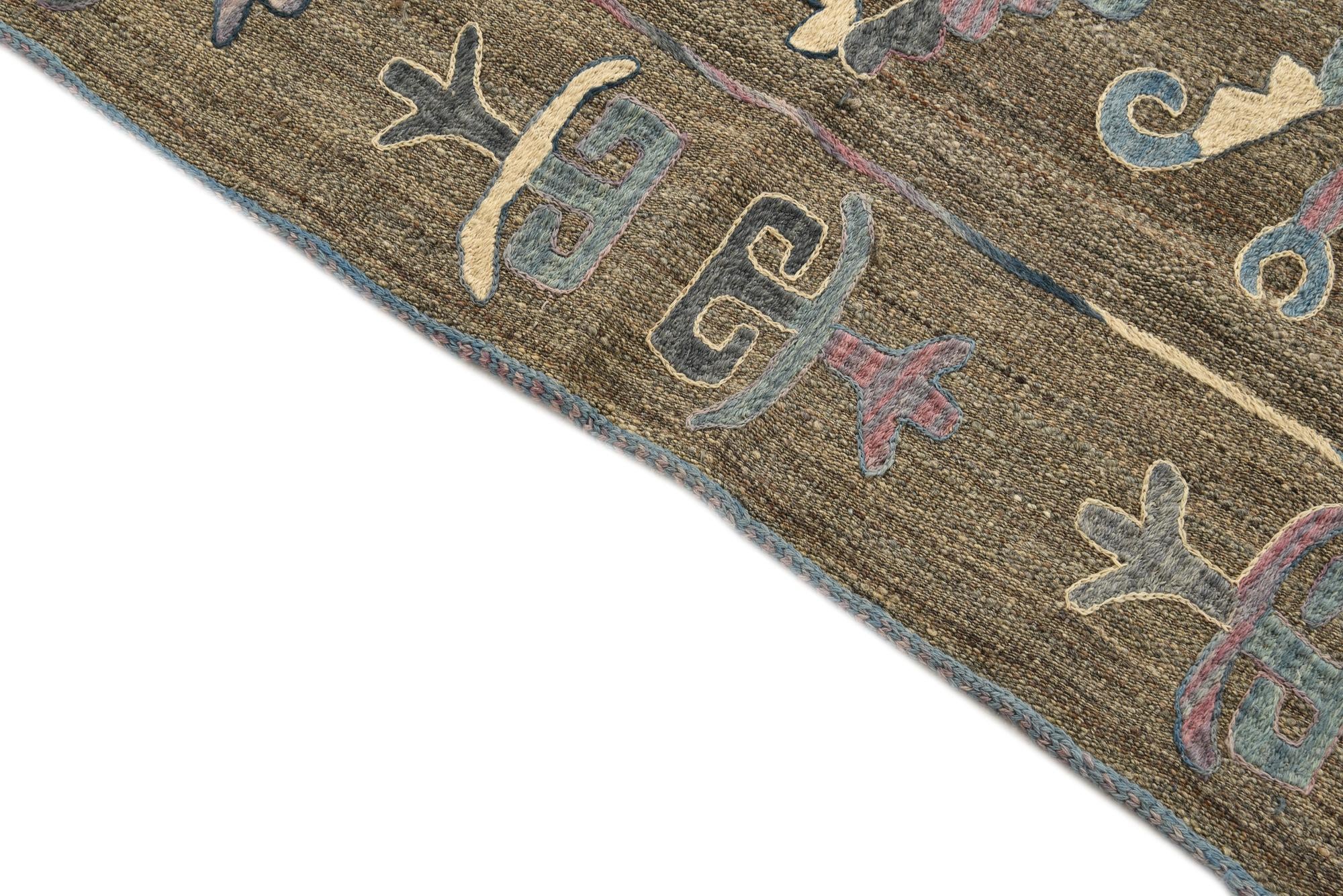 5' 2 x 6' 4 Hand Woven Kilim Suzani Wool Rug