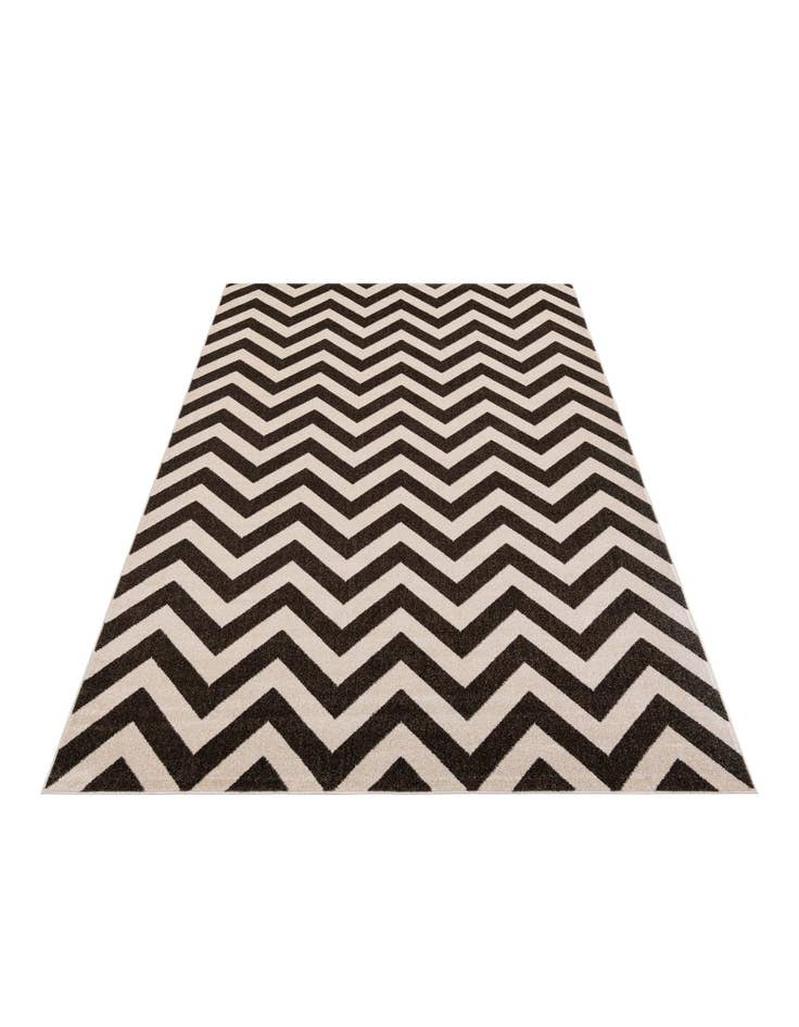 Detail image of 6' 5 x 9' 6 Equinox Rug