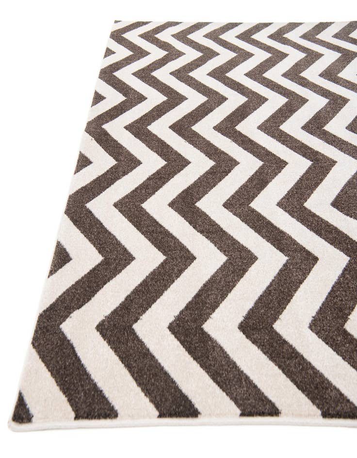 Detail image of 6' 5 x 9' 6 Equinox Rug