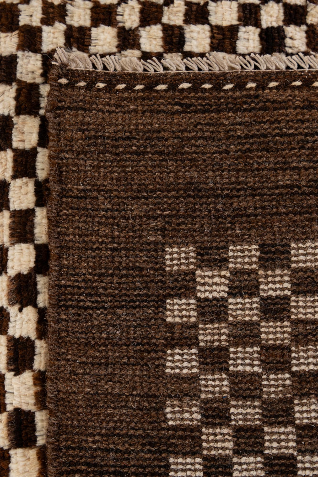 5' 6 x 7' 11 Hand Knotted Moroccan Wool Rug