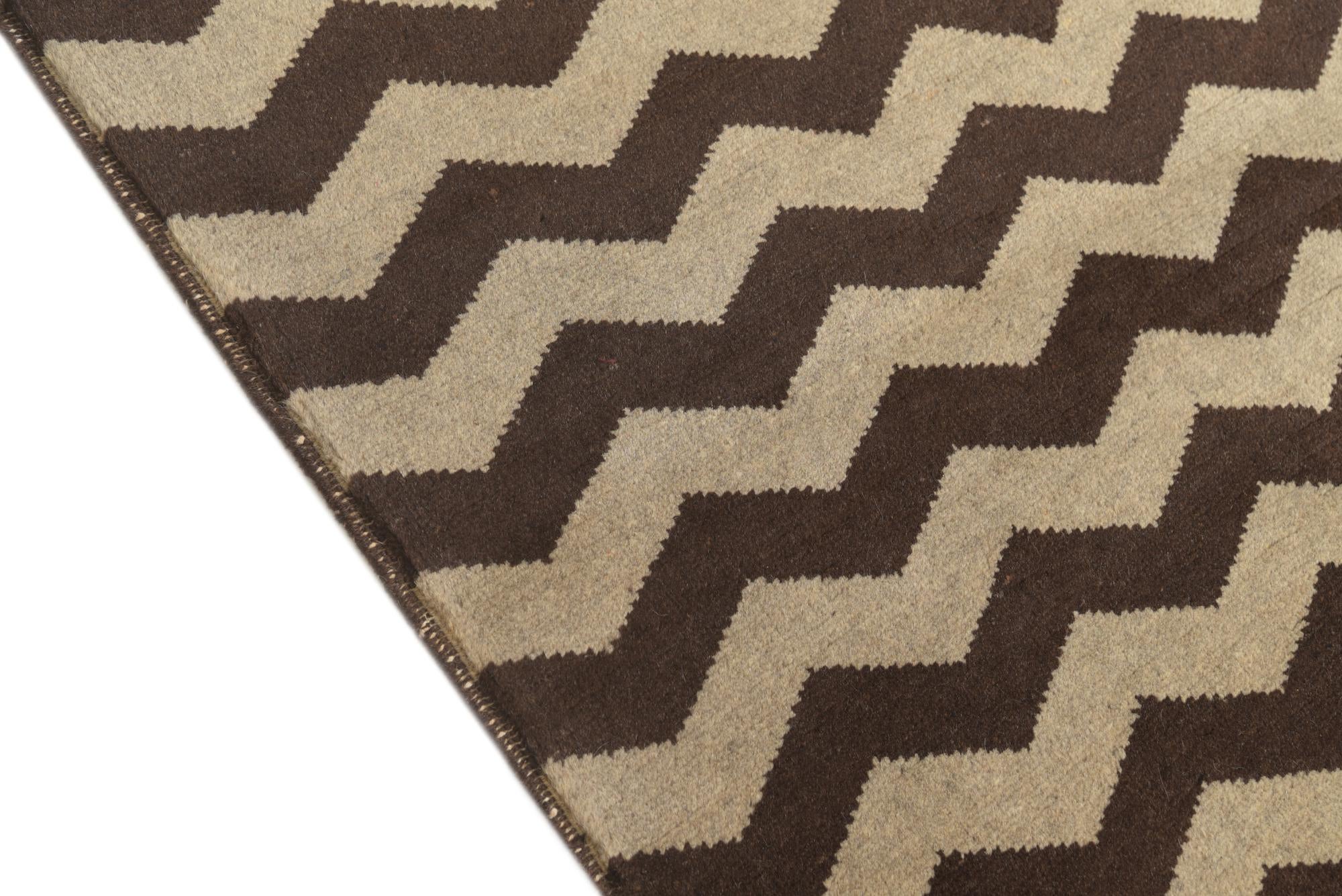5' x 6' 4 Hand Knotted Modern Ziegler Rug