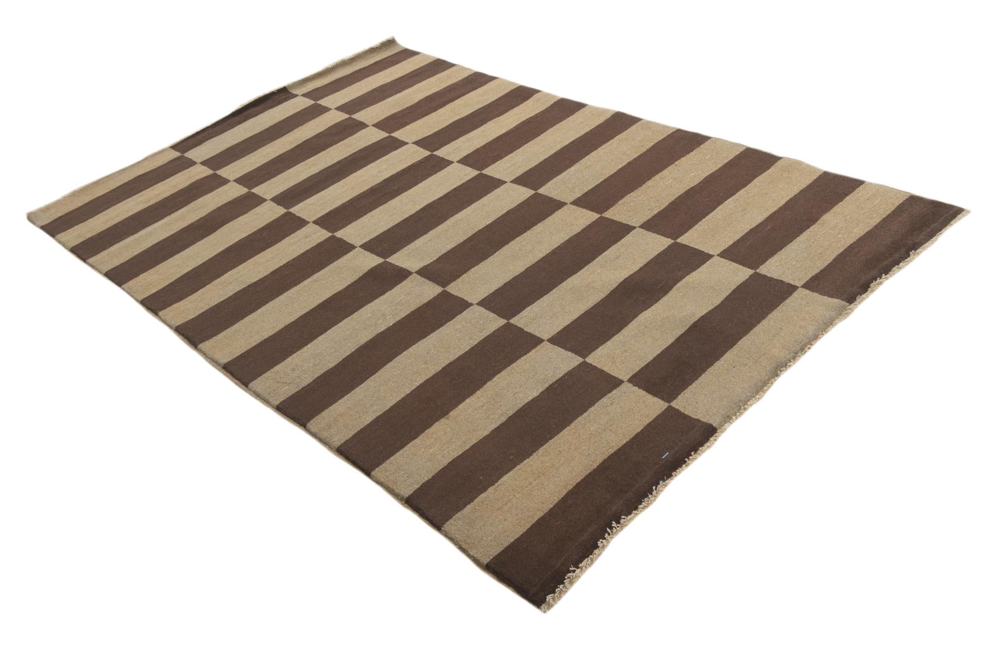5' 2 x 7' 10 Hand Knotted Modern Ziegler Rug