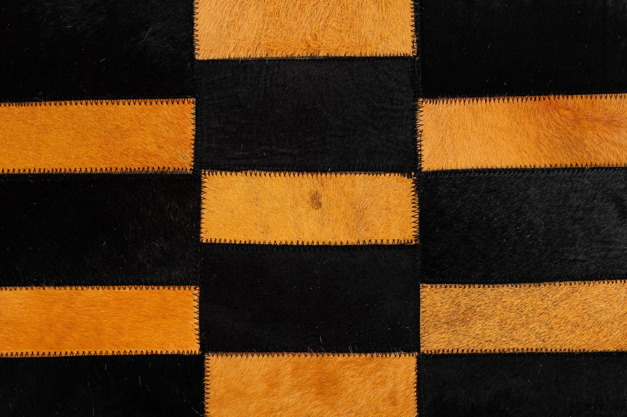 8' 1 x 10' Cowhide - Patchwork Rug