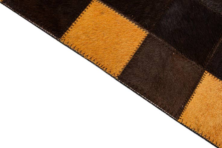 Detail image of 5' 2 x 8' Cowhide - Patchwork Rug