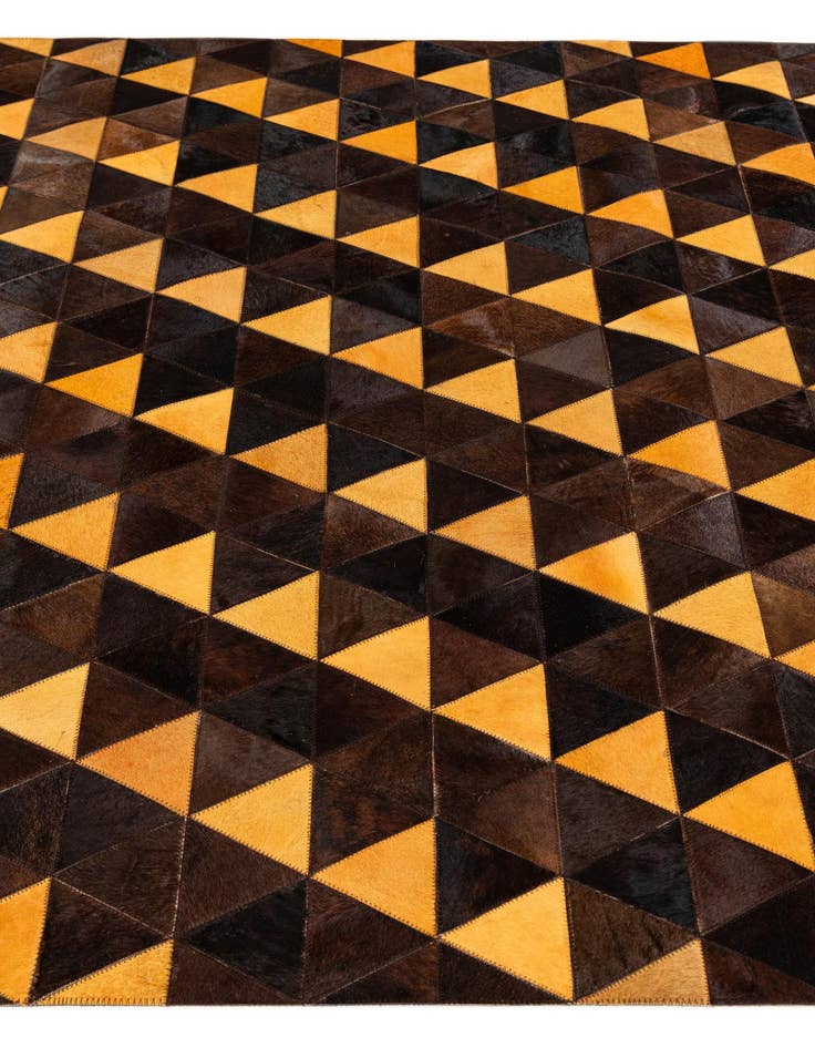 Detail image of 5' x 8' 1 Cowhide Stocks Rug