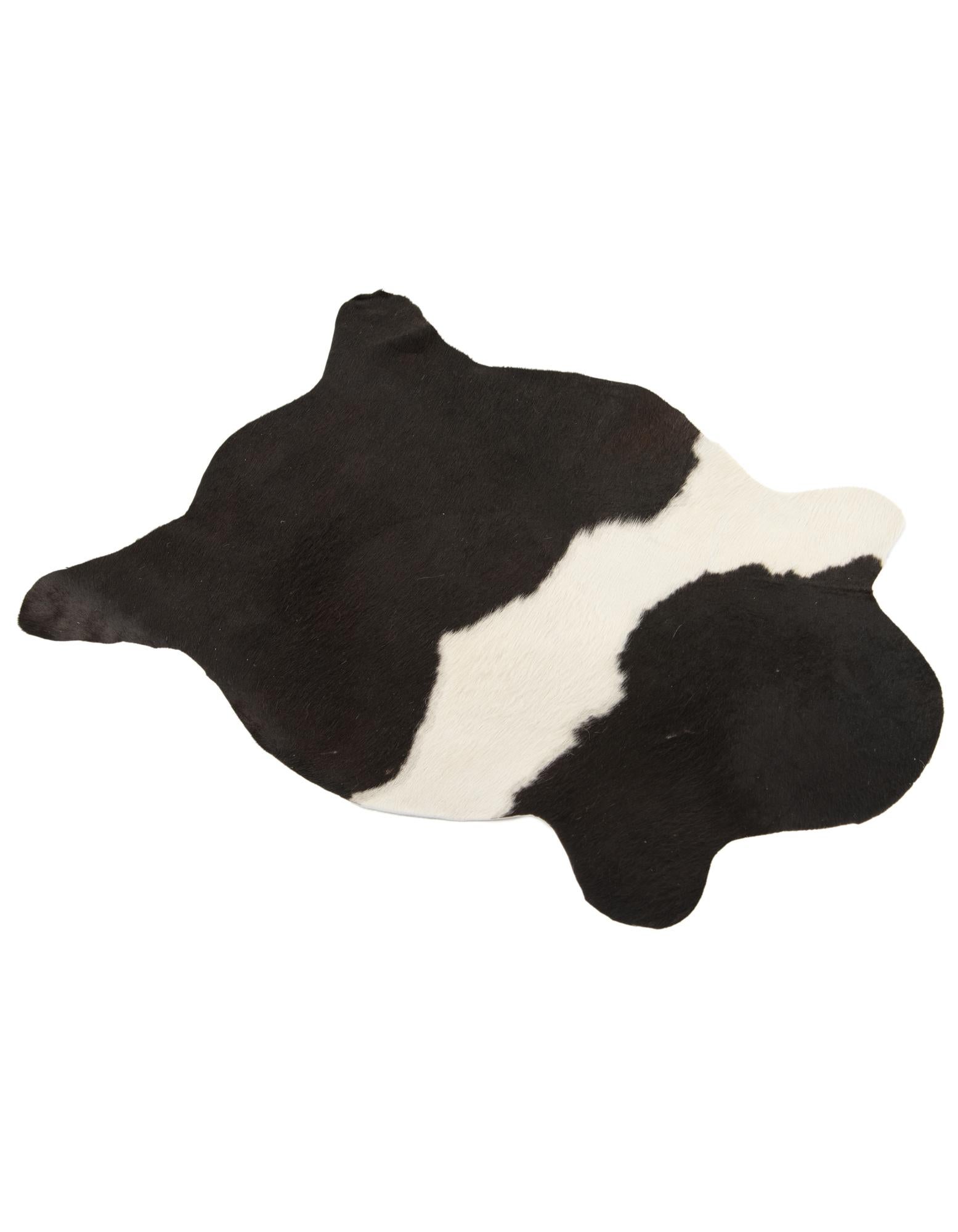 2' 1 x 2' 10 Cowhide Leather Rug
