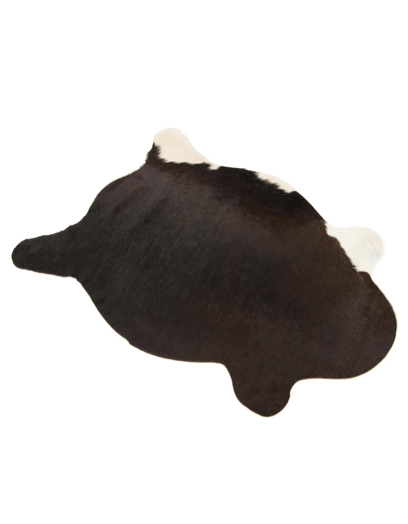 2' 1 x 2' 10 Cowhide Leather Rug