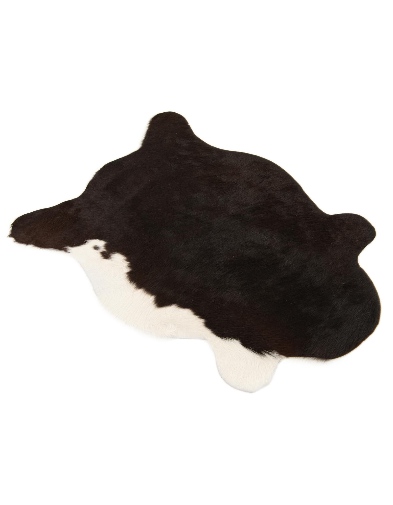 2' 1 x 2' 10 Cowhide Leather Rug