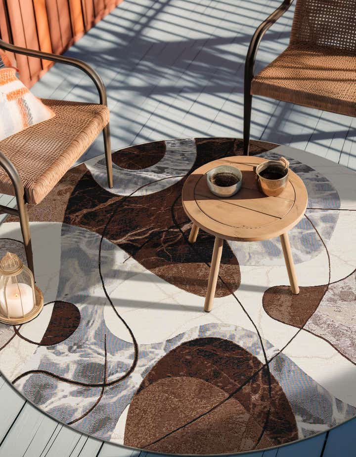 4' x 4' Easy-Clean Modern Indoor / Outdoor Round Rug