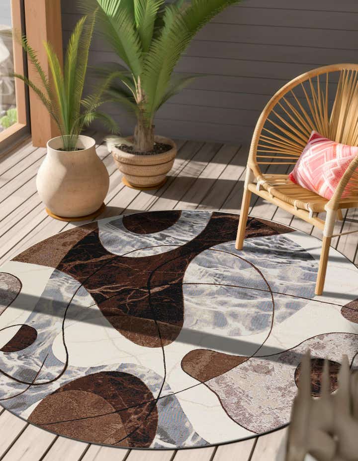 4' x 4' Easy-Clean Modern Indoor / Outdoor Round Rug