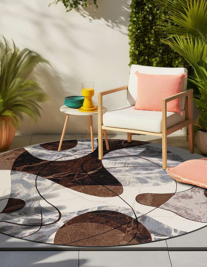 4' x 4' Easy-Clean Modern Indoor / Outdoor Round Rug