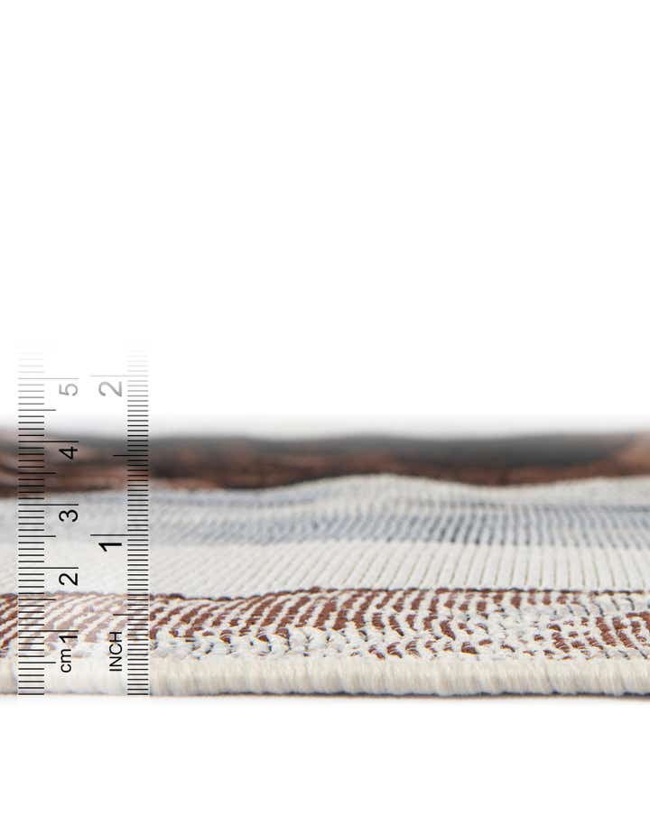 4' x 4' Easy-Clean Modern Indoor / Outdoor Round Rug