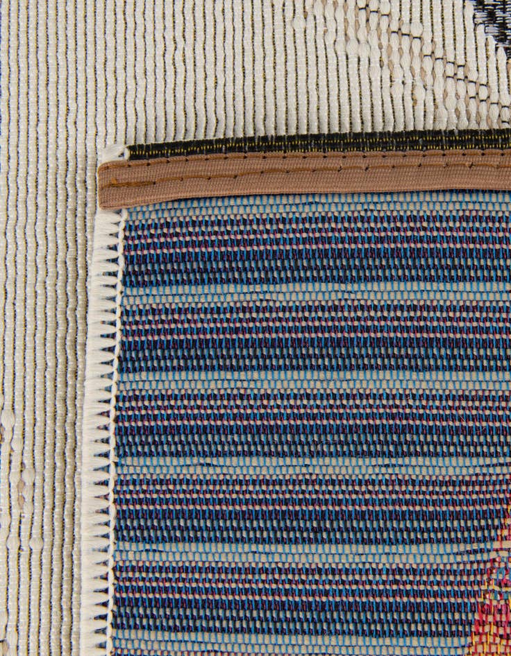 Detail image of 8' x 8'  Washable Modern Indoor / Outdoor Square Rug