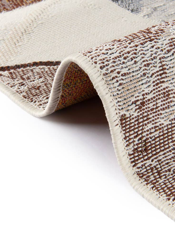 Detail image of 8' x 8'  Washable Modern Indoor / Outdoor Square Rug