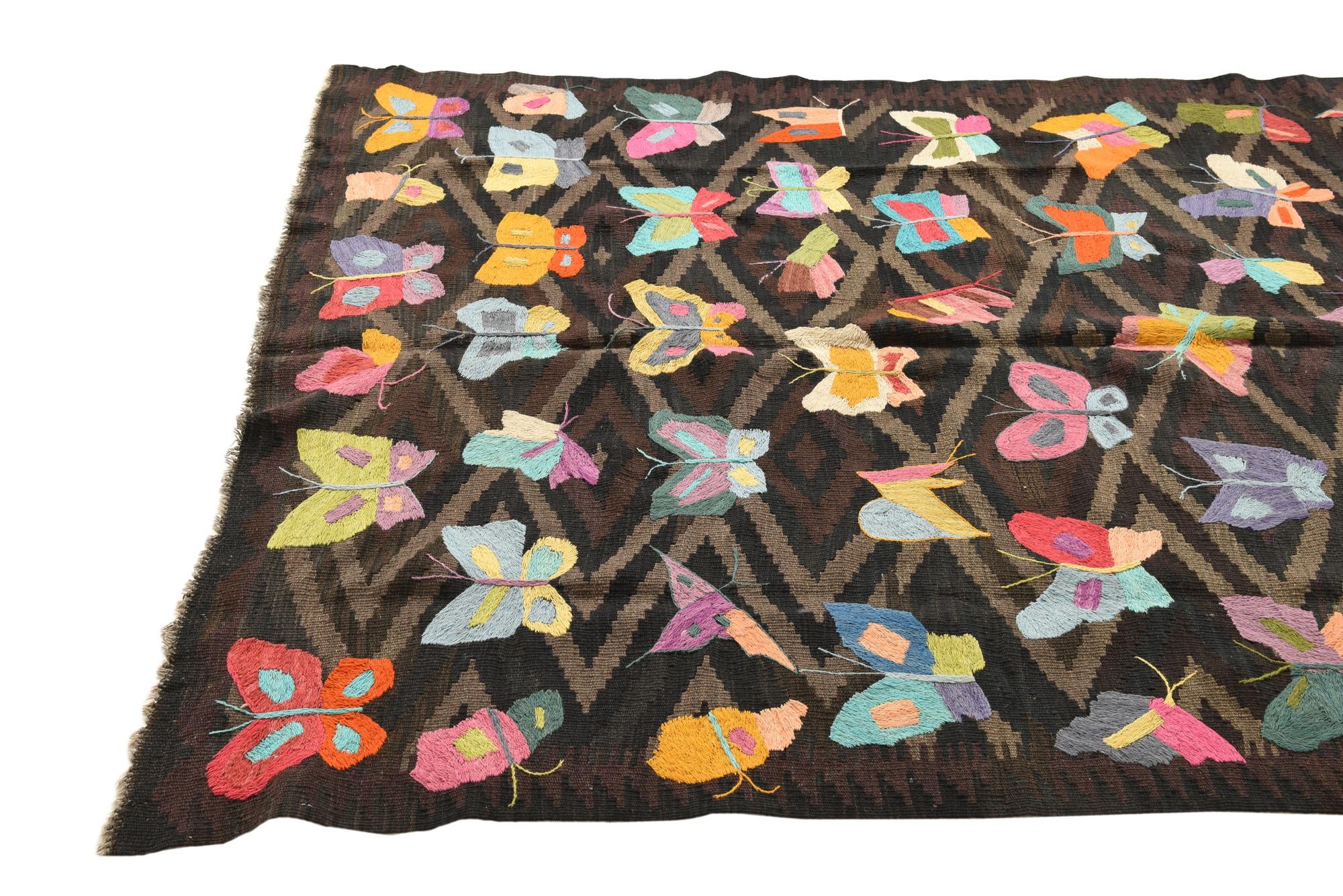 5' 3 x 8' 3 Hand Woven Kilim Suzani Wool Rug