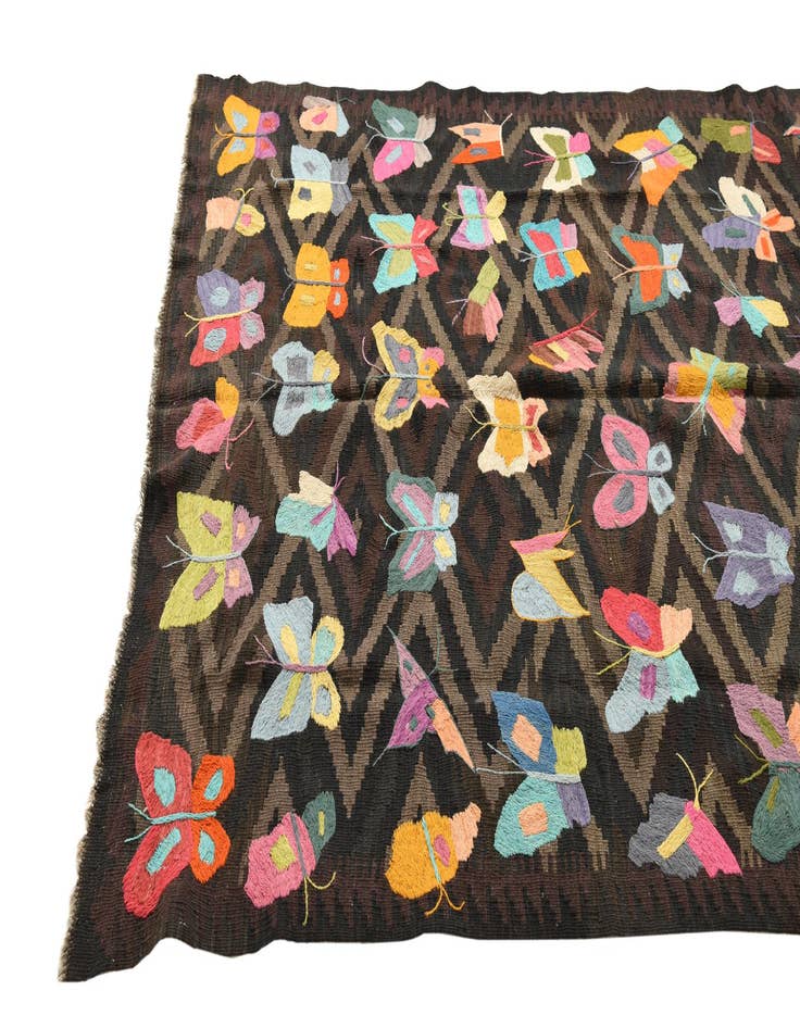 Detail image of 5' 3 x 8' 3  Hand Woven Kilim Suzani Wool Rug