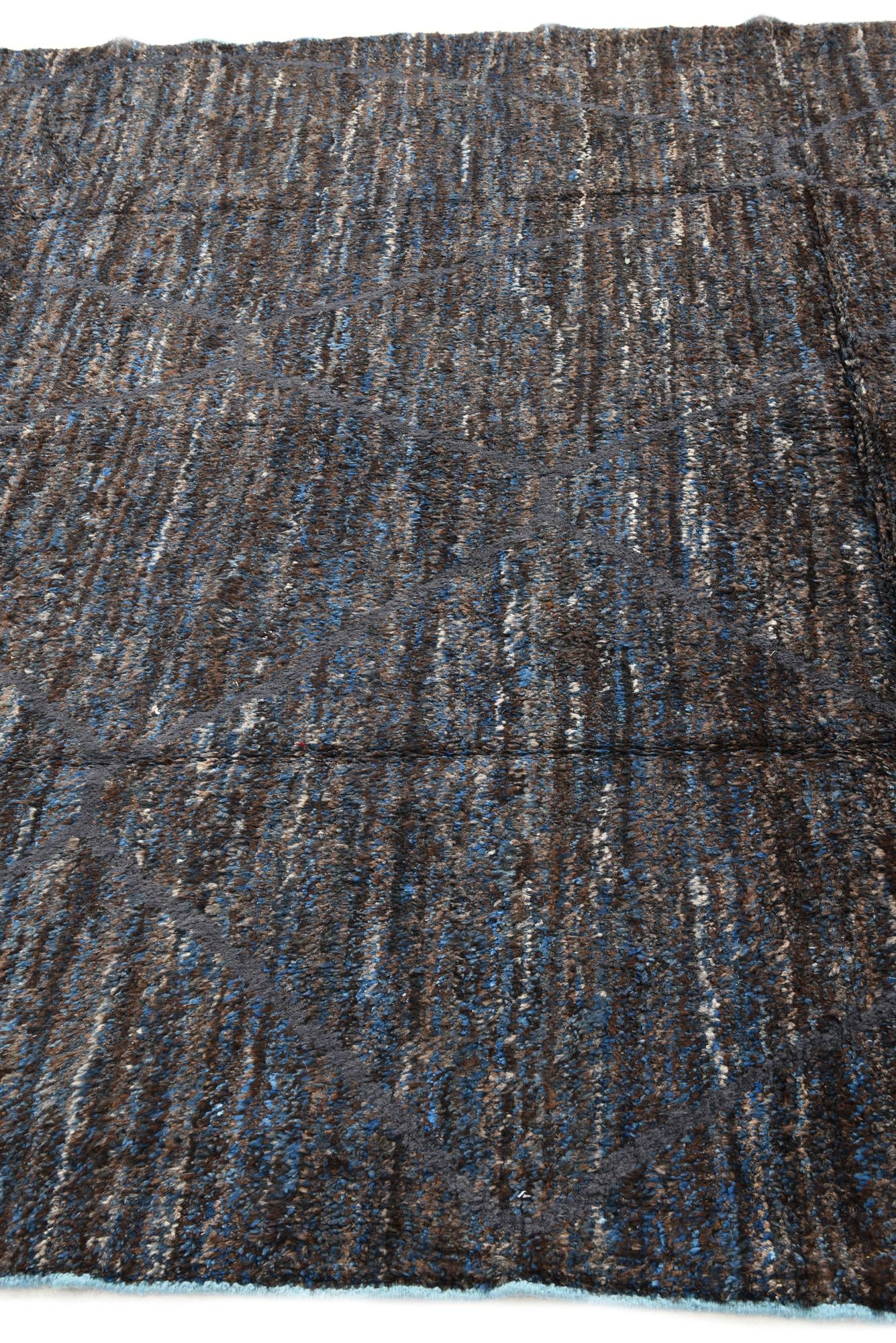 7' 7 x 10' Hand Knotted Moroccan Wool Rug