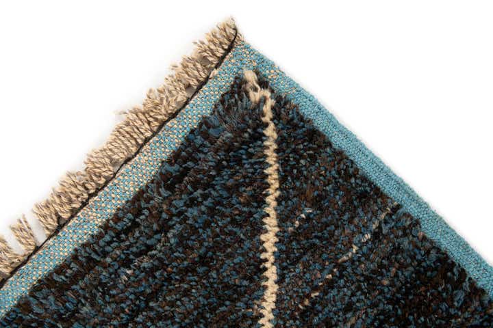 6' 1 x 9' 6 Hand Knotted Moroccan Wool Rug