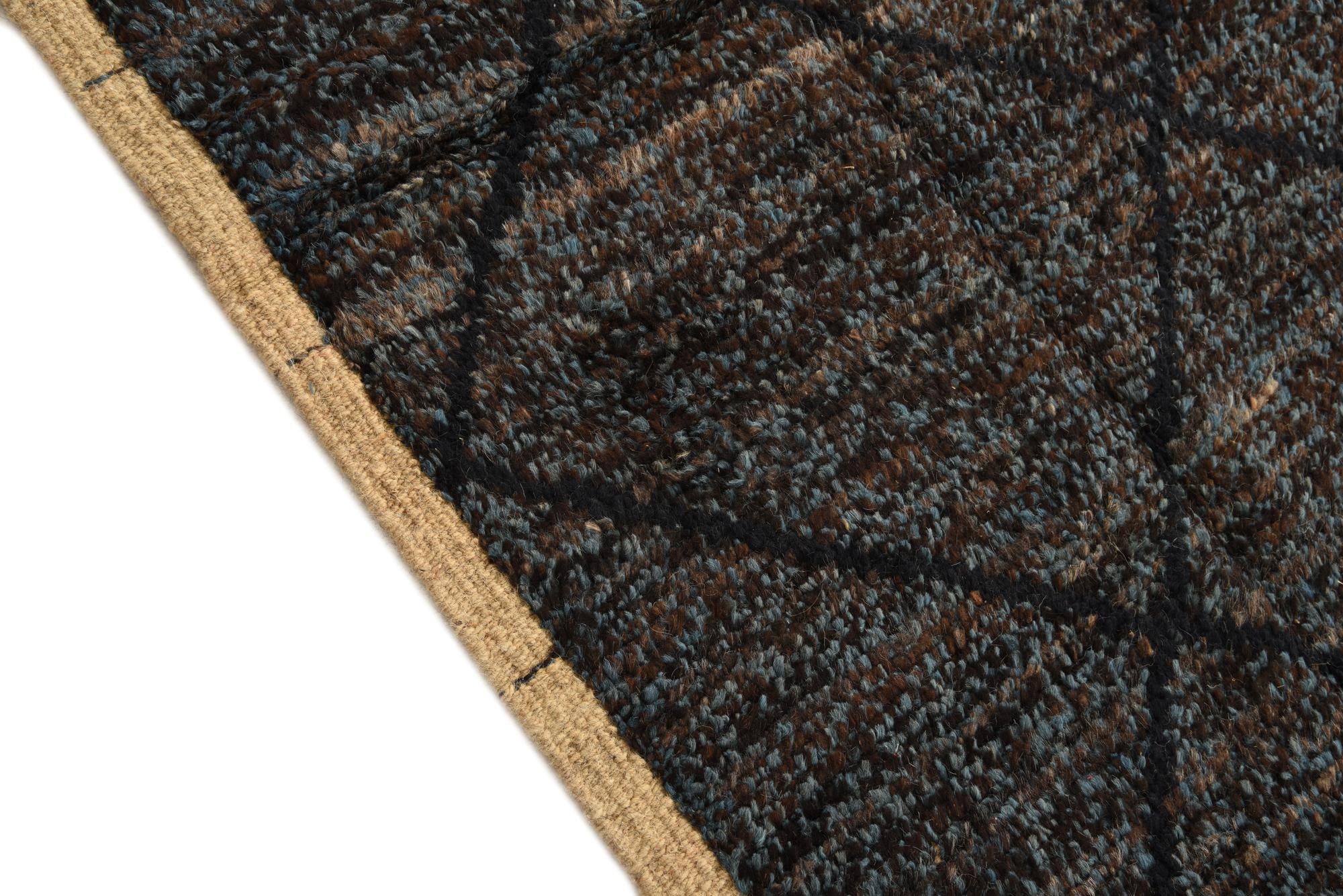5' 11 x 9' 3 Hand Knotted Moroccan Wool Rug