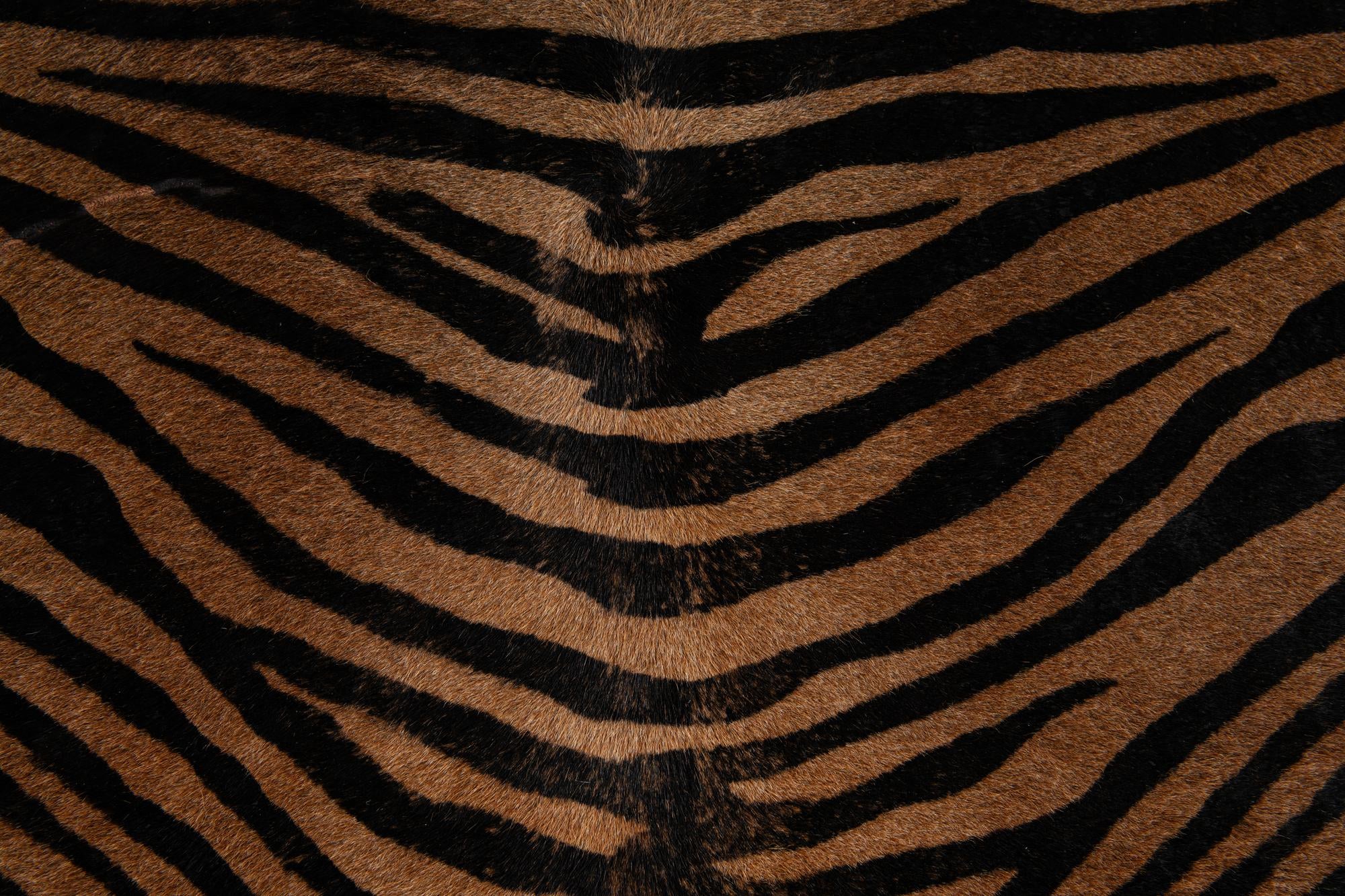 6' 5 x 7' Cowhide Leather Freeform Rug