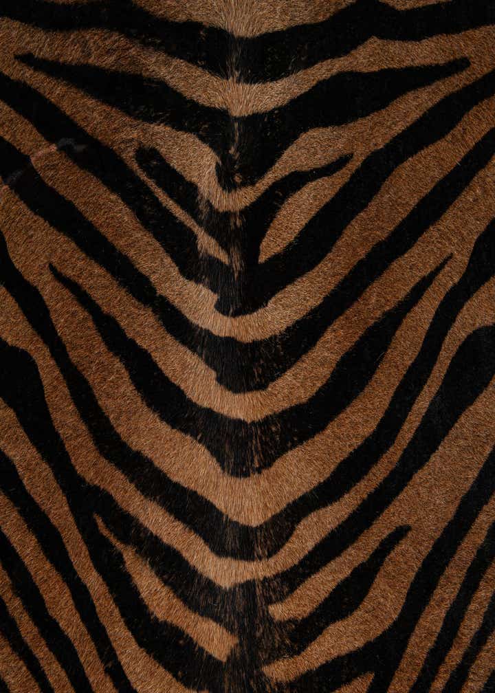 6' 5 x 7' Cowhide Leather Freeform Rug